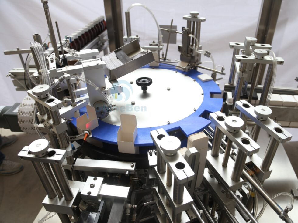 Top view of the automatic vertical rotary cartoner